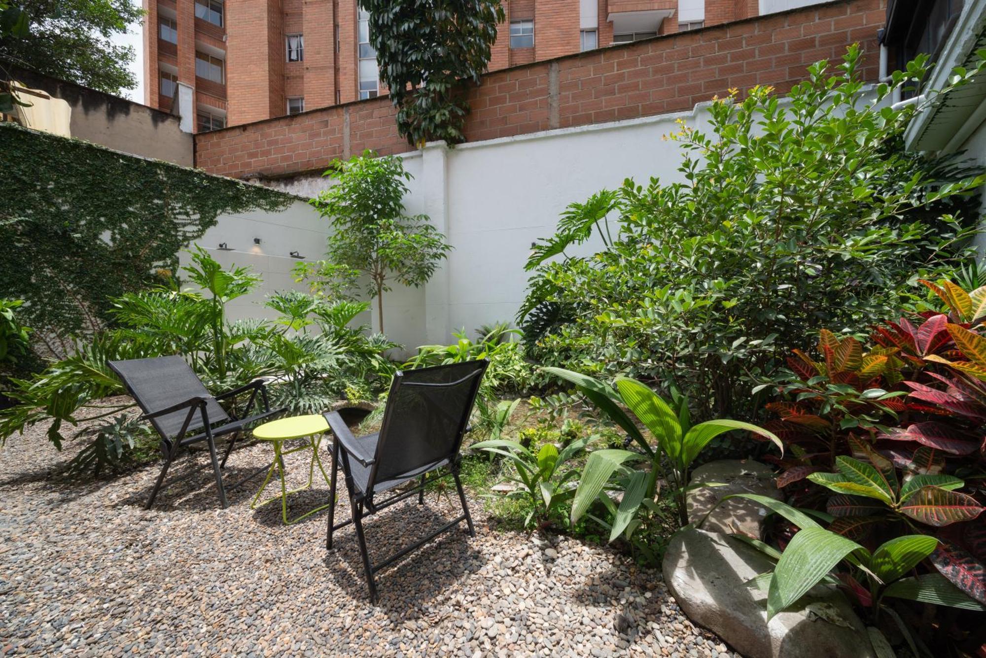 Casa Mosaiko Primer Parque Laureles Medellín Eksteriør bilde