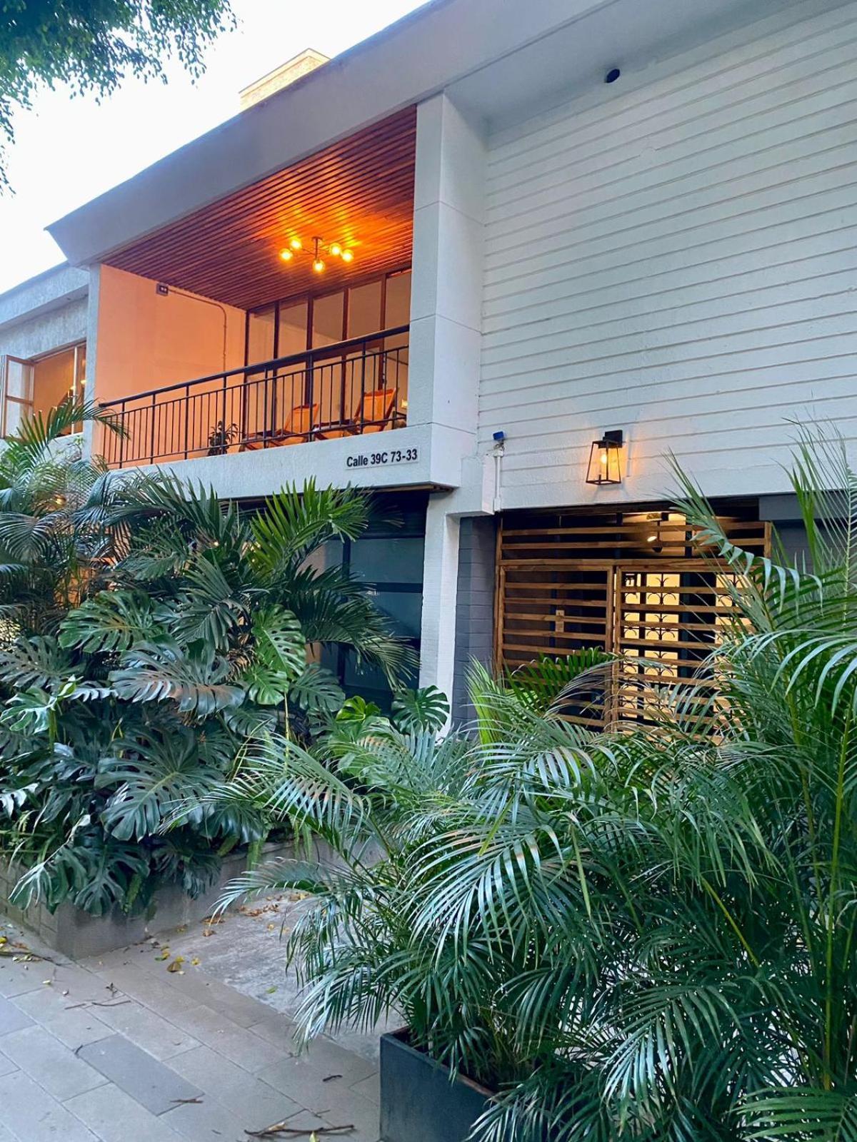 Casa Mosaiko Primer Parque Laureles Medellín Eksteriør bilde