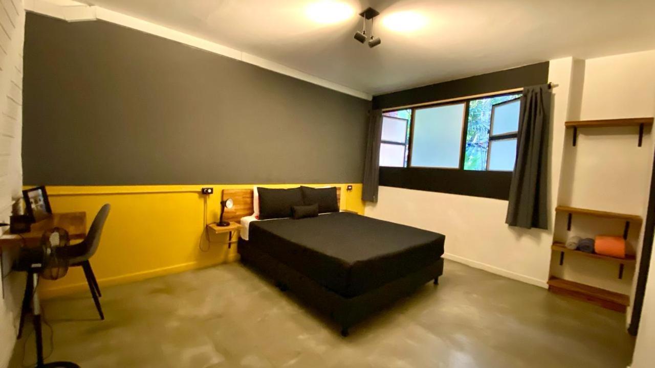 Casa Mosaiko Primer Parque Laureles Medellín Eksteriør bilde