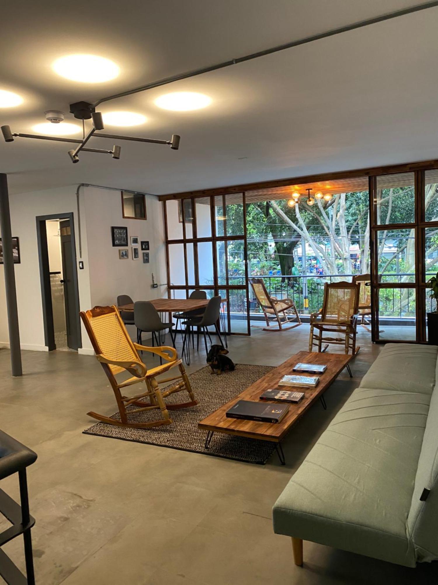 Casa Mosaiko Primer Parque Laureles Medellín Eksteriør bilde